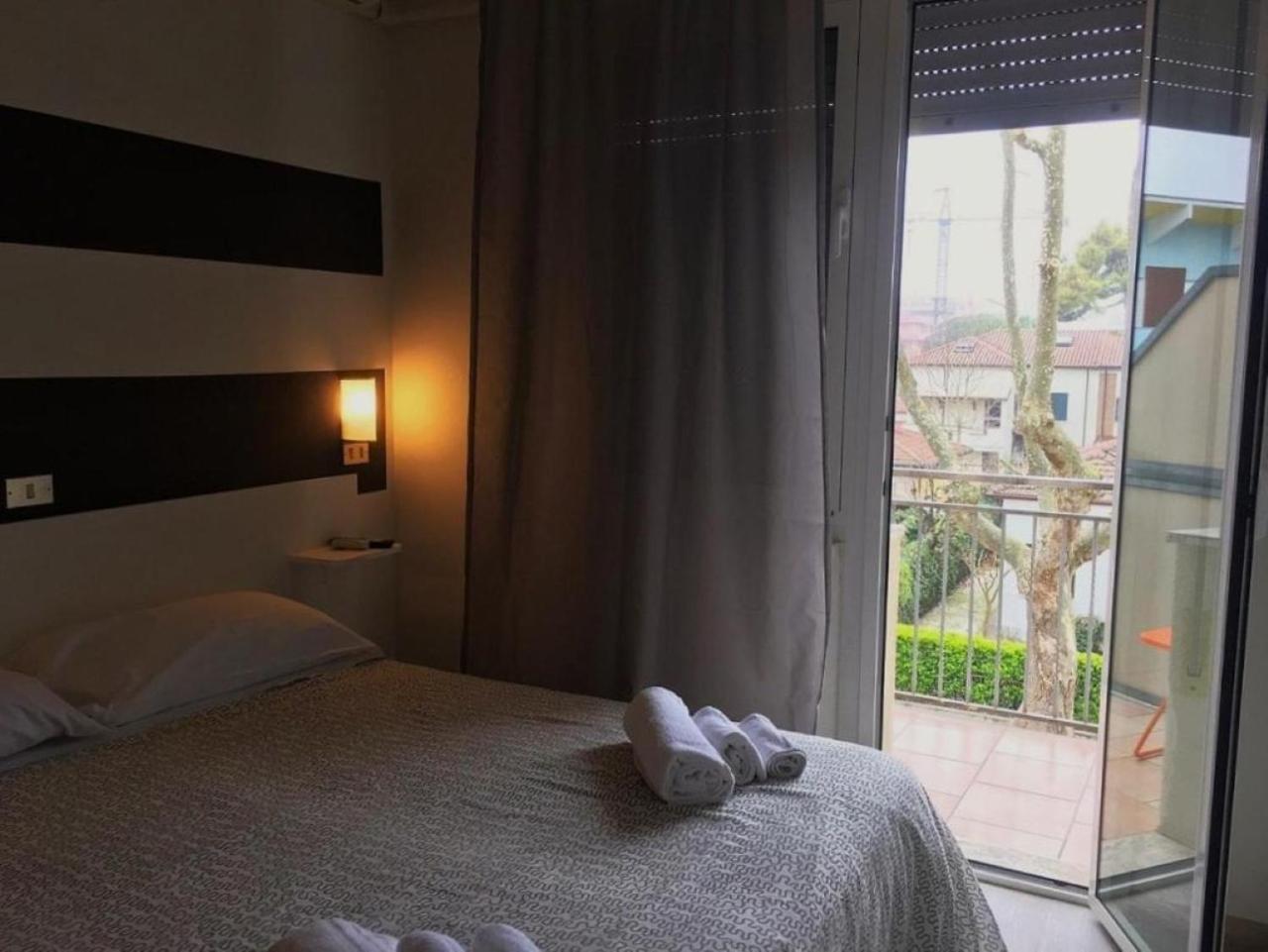 Wuhostel Cervia Dış mekan fotoğraf